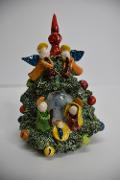 Presepe in ceramica con alberello di Natale Produzione artigianale di Caltagirone  h.17