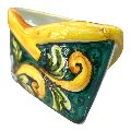 Porta biglietti da visitia in ceramica siciliana decoro ornato giallo con fondo verde Produzione artigianale  di Caltagirone Lunghezza 12cm