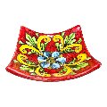 Svuota tasche/Porta caramelle in ceramica siciliana decoro ornato giallo su fondo rosso Produzione artigianale  di Caltagirone Lunghezza 25cm