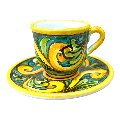 Tazzina da caffé in ceramica siciliana con piattino decoro ornato giallo e verde Produzione artigianale di Caltagirone h.6cm