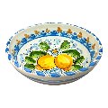 Ciotola centrotavola in ceramica siciliana decoro con limoni fondo azzurro e bianco Produzione artigianale di Santo Stefano di Camastra Diametro 20cm