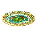 Piatto ornamentale ovale da parete in ceramica siciliana con fichi d'india Produzione artigianale di Caltagirone Lunghezza 22cm