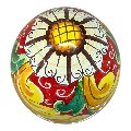 Uovo di Pasqua in ceramica siciliana decoro ornato barocco fondo rosso Produzione artigianale di Santo Stefano di Camastra h.15cm