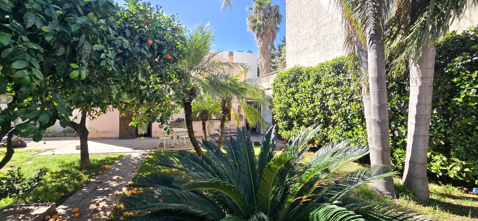 Fabbricato indipendente in Vendita a Palermo Cardillo