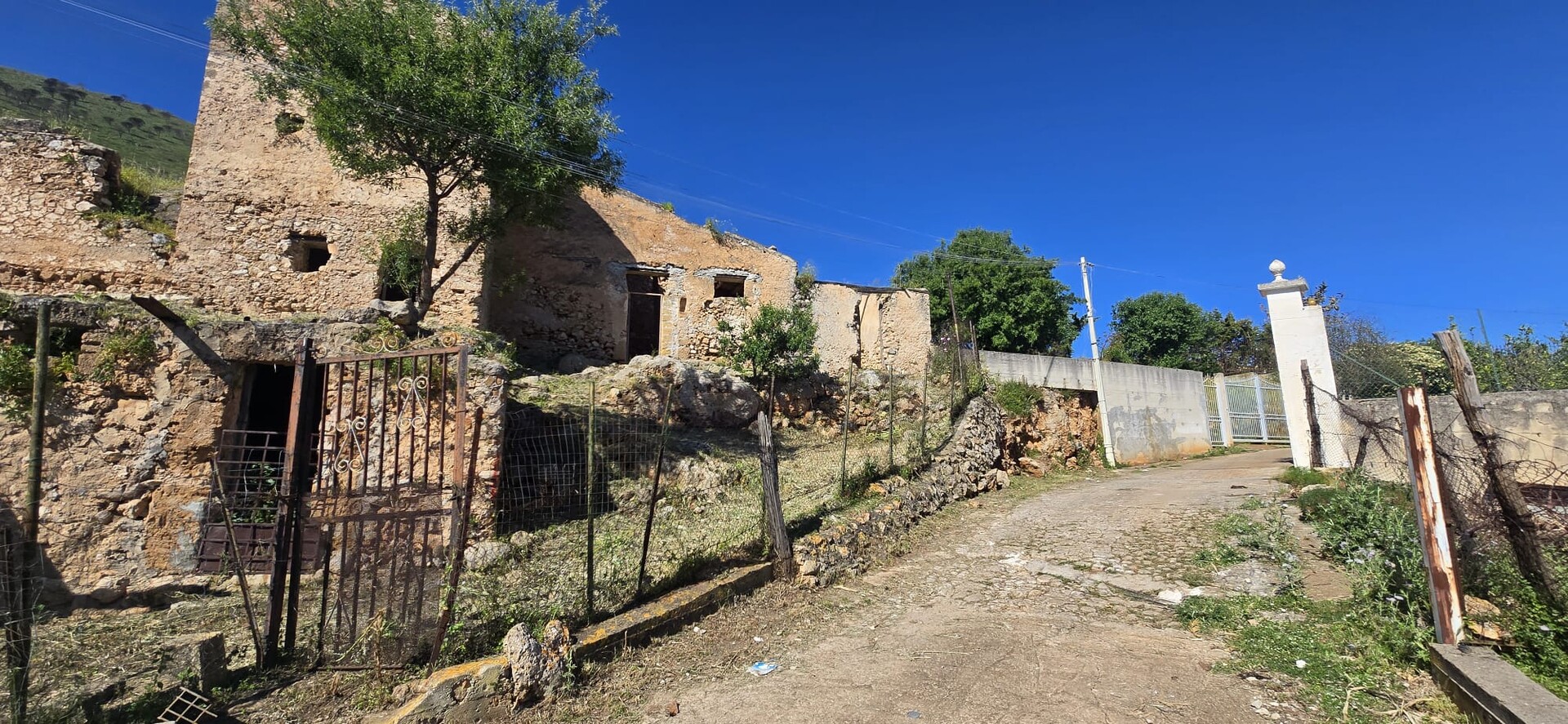 Rudere in Vendita a Palermo Tommaso Natale