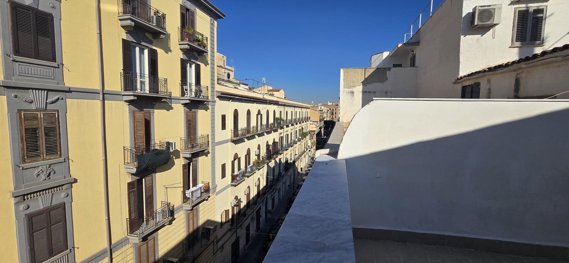 Appartamento in Affitto a Palermo C.so Tukory Stazione