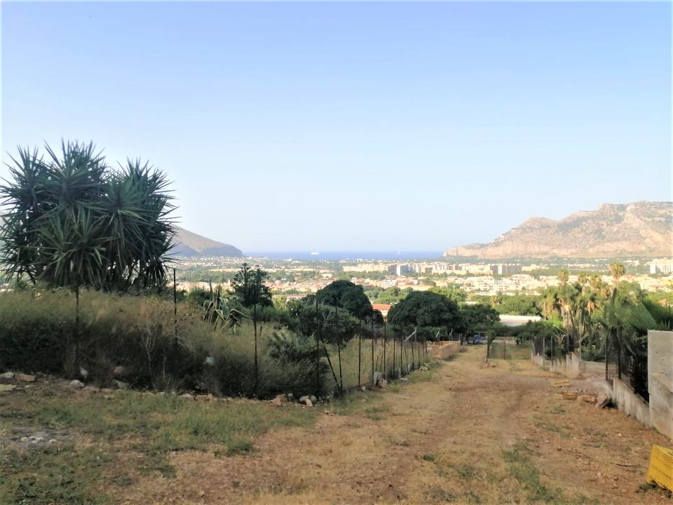 Terreno Agricolo in Vendita a Palermo Tommaso Natale