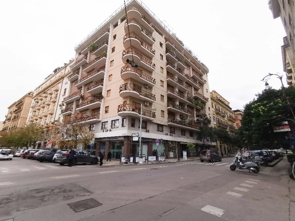 Ufficio in Vendita a Palermo Dante - Marconi -Sammartino