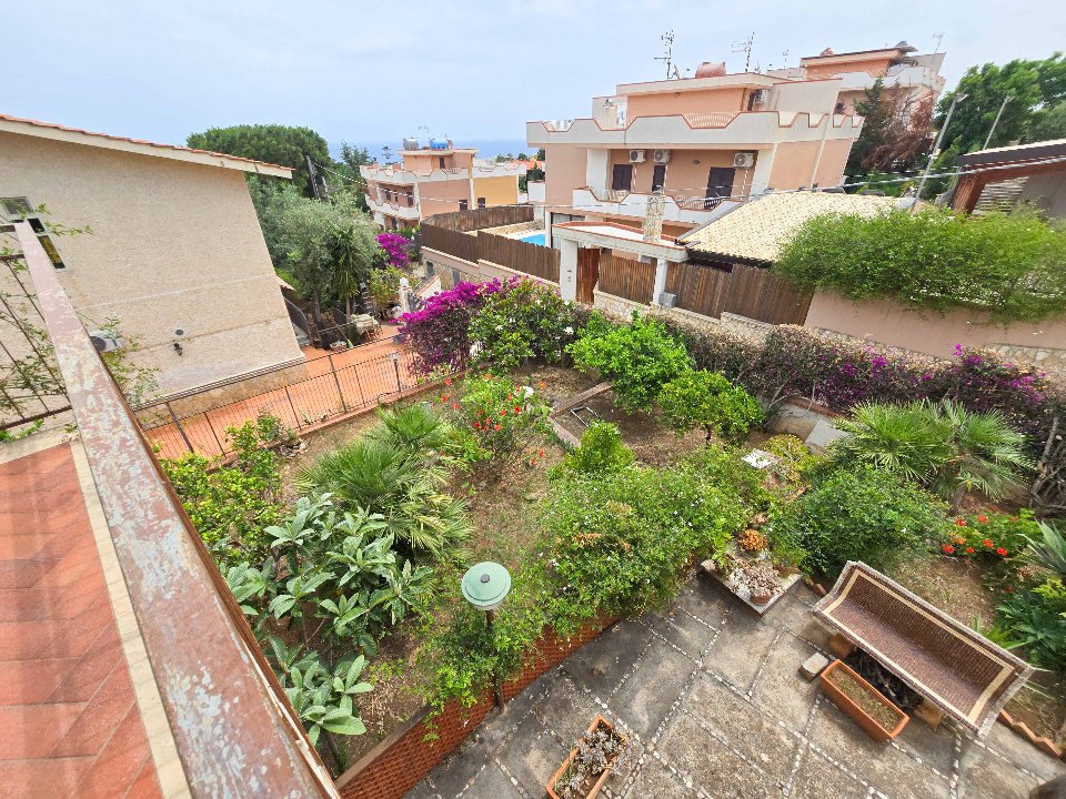 Villa indipendente in Vendita a Altavilla Milicia (Palermo)