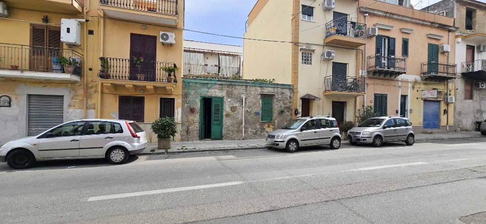 Fabbricato indipendente in Vendita a Palermo Cardillo