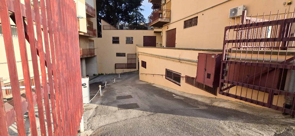 Garage / Posto auto in Vendita a Palermo Calatafimi Bassa -P.zza indipendenza