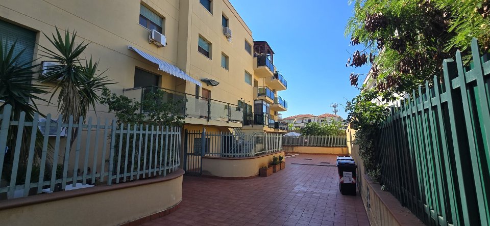 Appartamento in Vendita a Palermo Cardillo