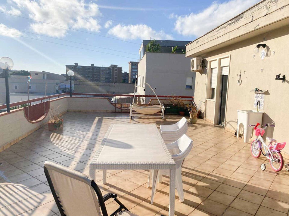 Appartamento in Vendita a Palermo Cardillo