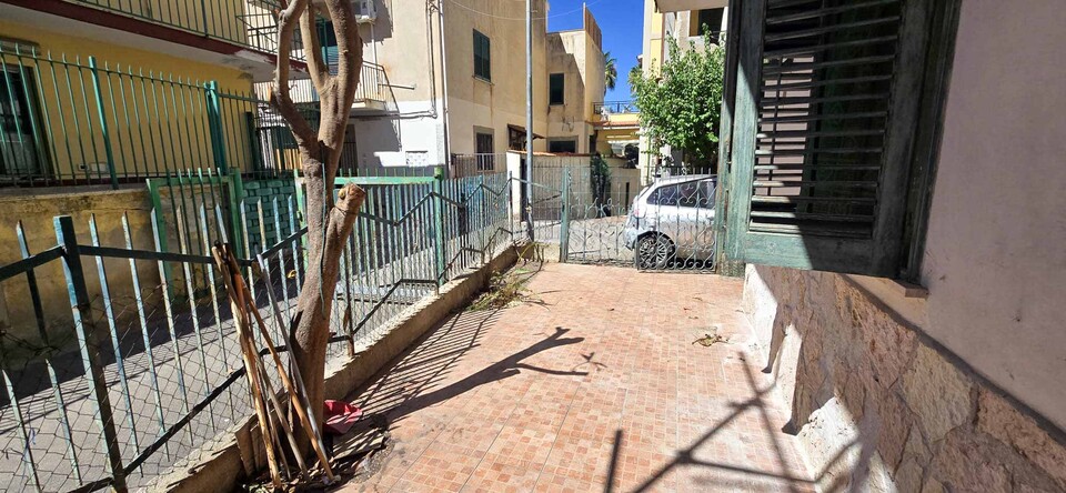 Appartamento in Vendita a Palermo Sferracavallo