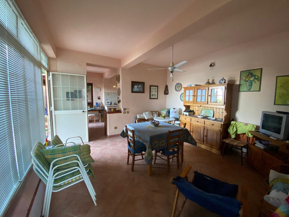 Villa in Vendita a Carini (Palermo)