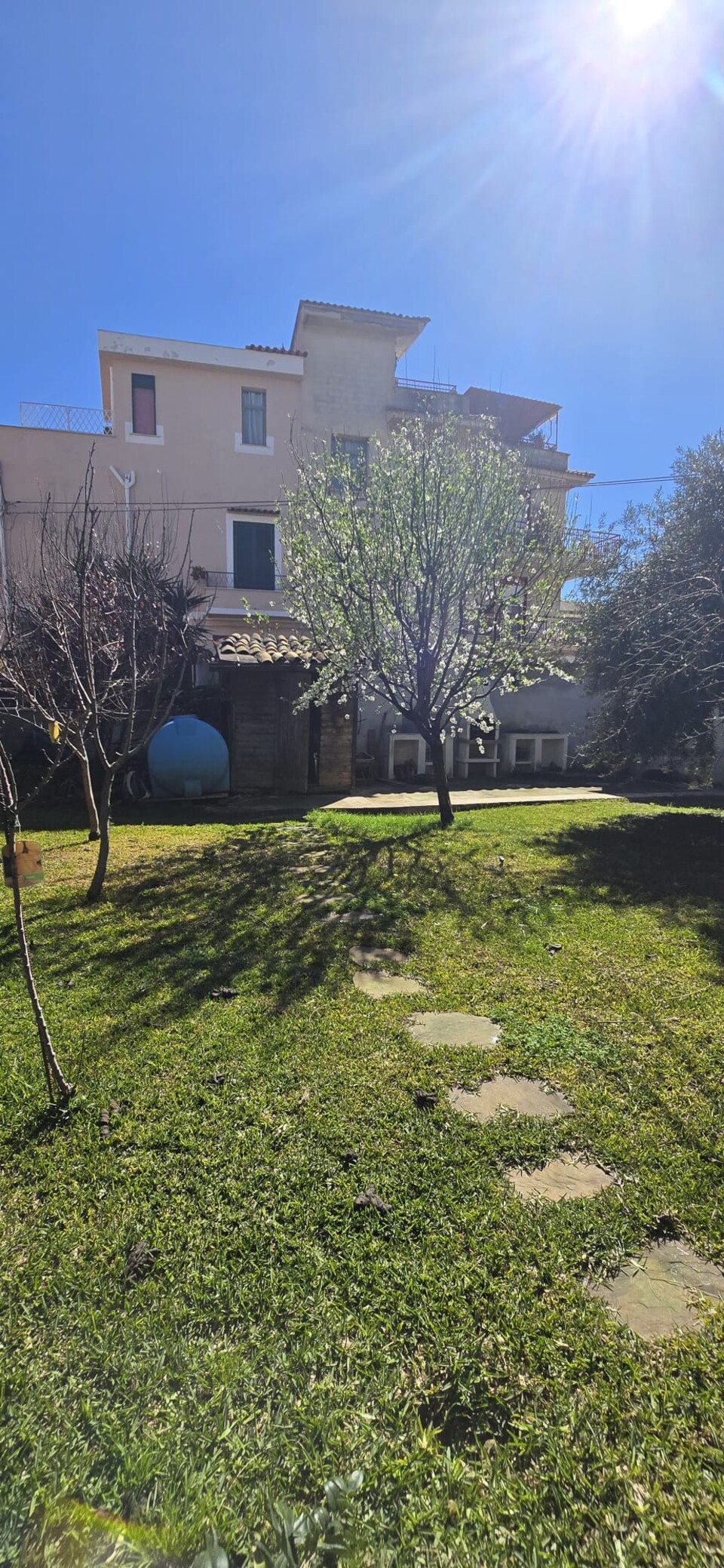 Fabbricato indipendente in Vendita a Palermo Cardillo