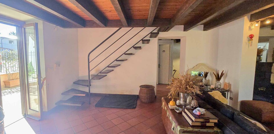 Fabbricato indipendente in Vendita a Palermo Cardillo