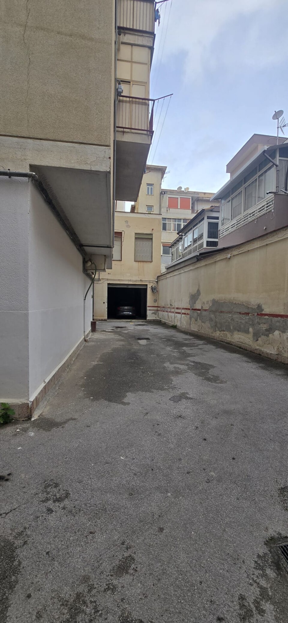 Garage doppio in Vendita a Palermo Cardillo