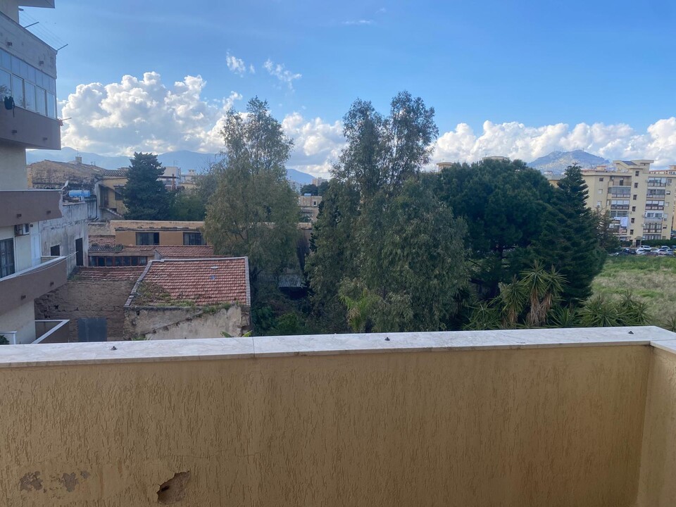 Appartamento in Vendita a Palermo C.so dei Mille-Messina Marine