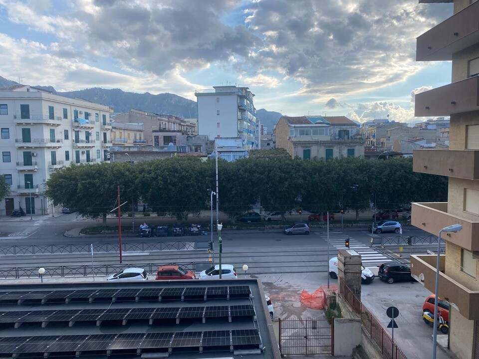 Appartamento in Vendita a Palermo C.so dei Mille-Messina Marine