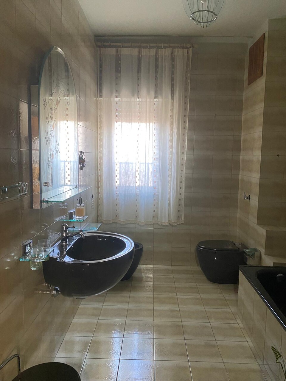 Appartamento in Vendita a Palermo C.so dei Mille-Messina Marine