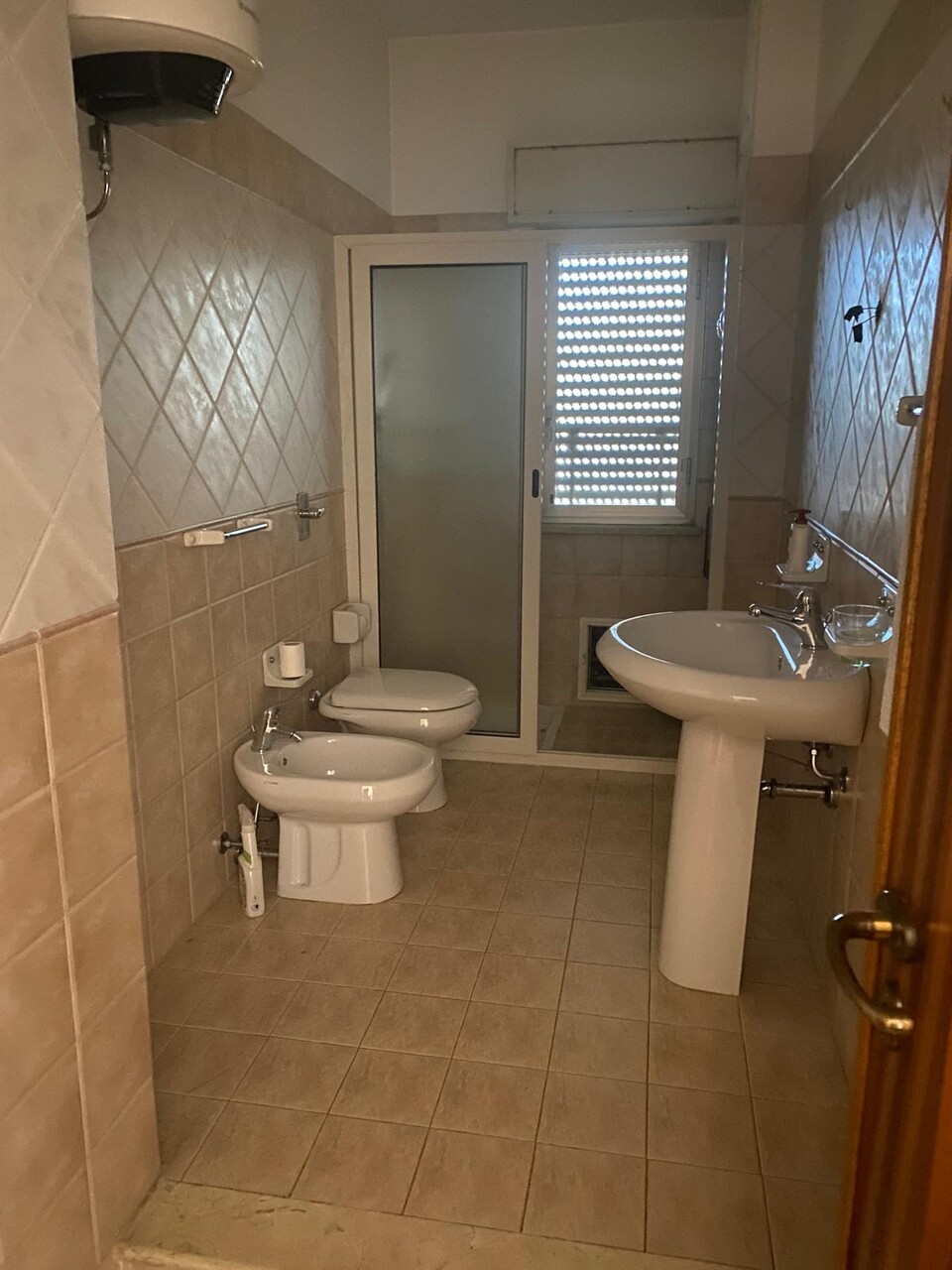 Appartamento in Vendita a Palermo C.so dei Mille-Messina Marine