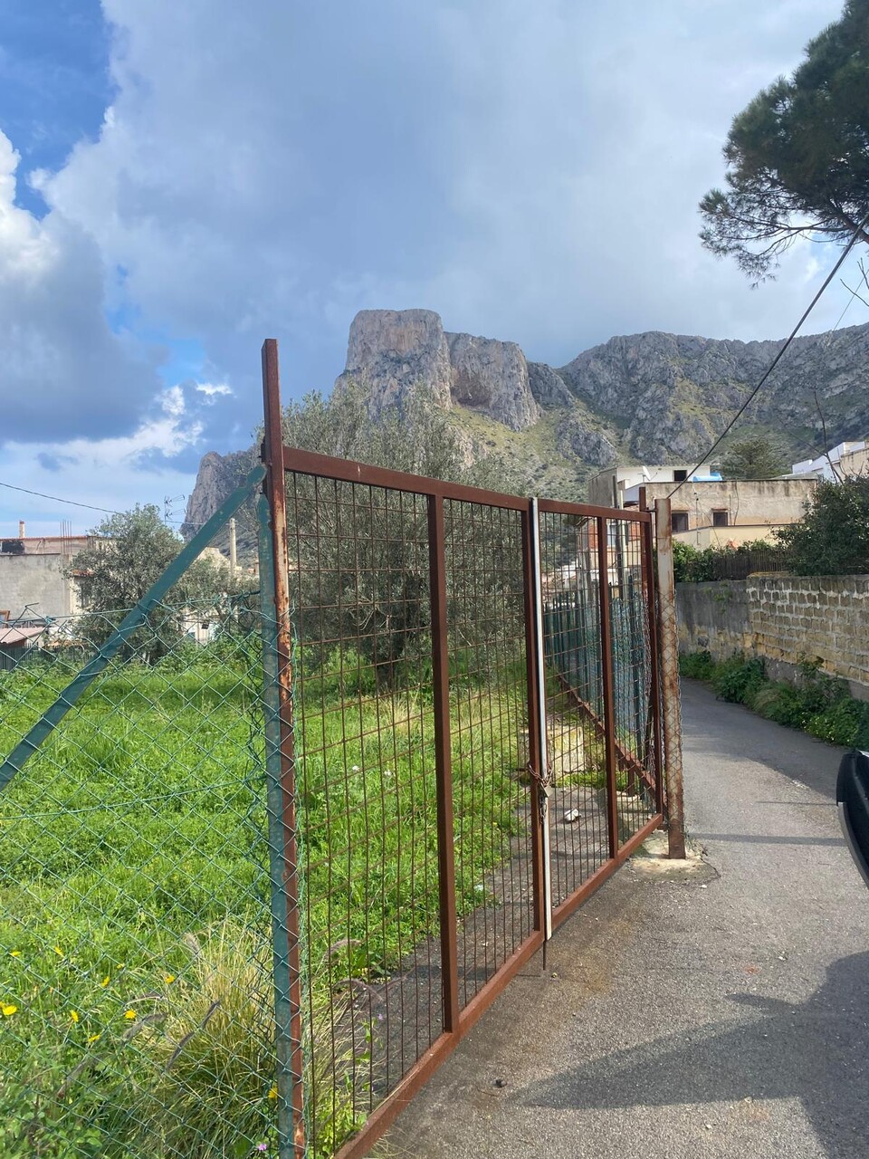 Terreno Edificabile in Vendita a Palermo Sferracavallo