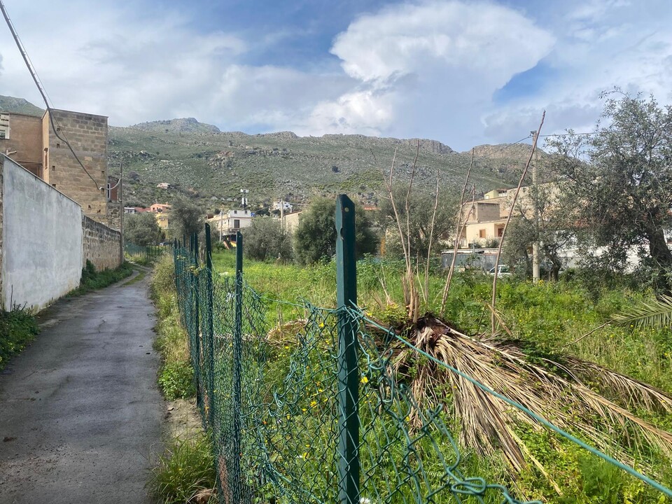 Terreno Edificabile in Vendita a Palermo Sferracavallo