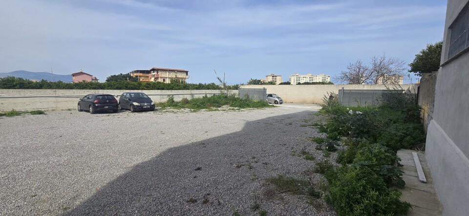 Terreno Agricolo in Vendita a Palermo C.so dei Mille-Messina Marine