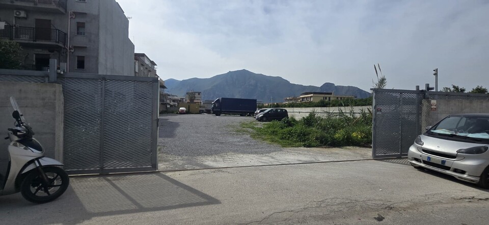 Terreno Agricolo in Vendita a Palermo C.so dei Mille-Messina Marine