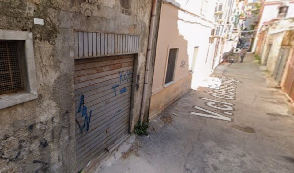 Magazzino / Deposito in Vendita a Palermo Centro storico (Roma Maqueda)