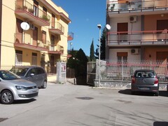 Garage triplo in Vendita a Palermo