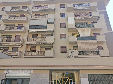 Appartamento in Vendita a Palermo Marinella