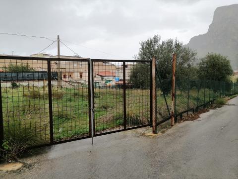 Terreno Agricolo in Affitto a Palermo Sferracavallo