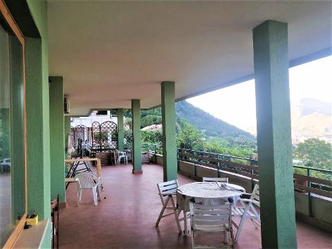 Villa indipendente in Vendita a Palermo Cardillo