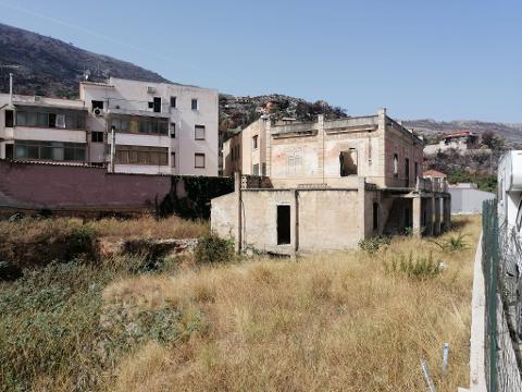 Villa indipendente in Vendita a Palermo Tommaso Natale