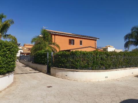 Porzione di villa in Vendita a Palermo Cardillo