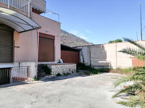 Laboratorio in Affitto a Palermo Cardillo