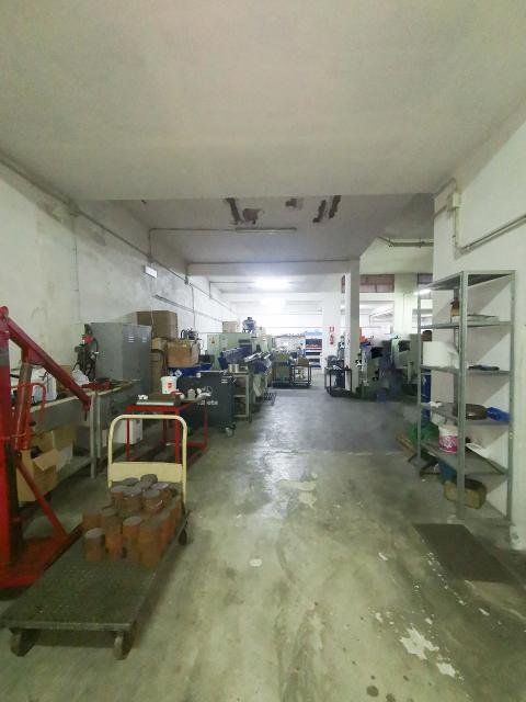Magazzino / Deposito in Vendita a Palermo Sferracavallo