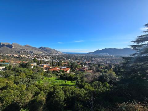 Villa indipendente in Vendita a Palermo Cardillo