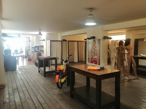 Negozio in Vendita a Palermo