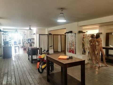 Negozio in Vendita a Palermo