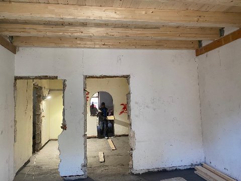 Fabbricato indipendente in Vendita a Palermo Tommaso Natale