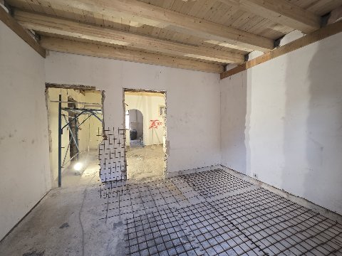 Fabbricato indipendente in Vendita a Palermo Tommaso Natale