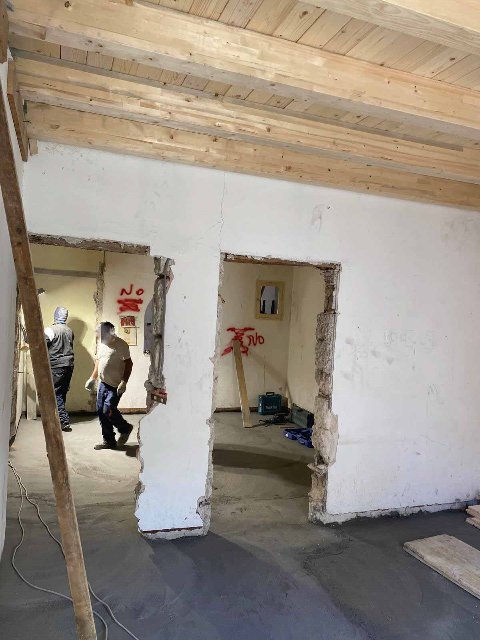 Fabbricato indipendente in Vendita a Palermo Tommaso Natale