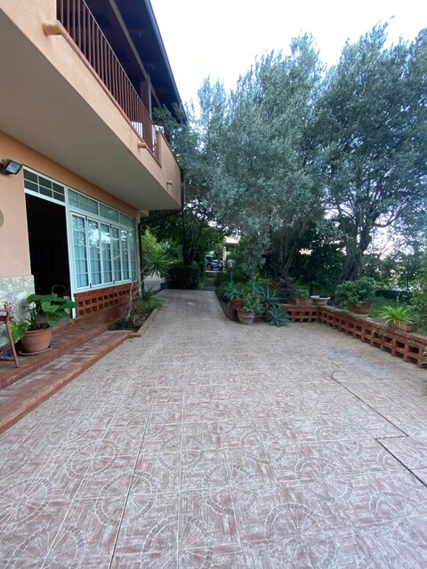 Villa in Vendita a Carini (Palermo)