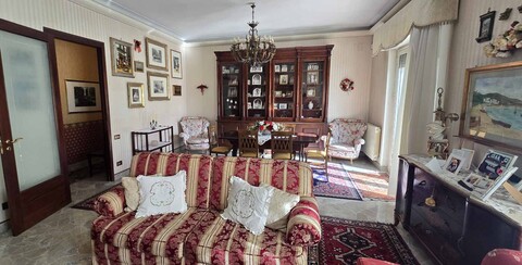 Appartamento in Vendita a Palermo Sciuti - Lazio - Restivo