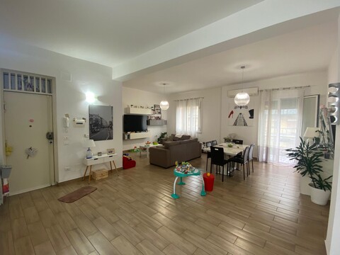 Appartamento in Vendita a Palermo