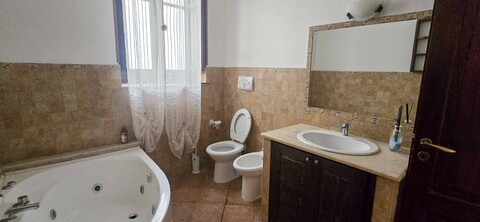 Fabbricato indipendente in Affitto a Palermo Cardillo