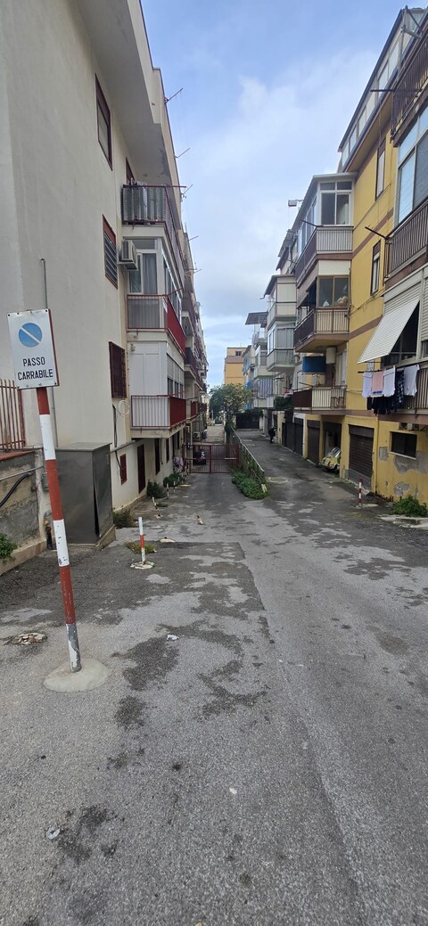 Garage doppio in Vendita a Palermo Cardillo